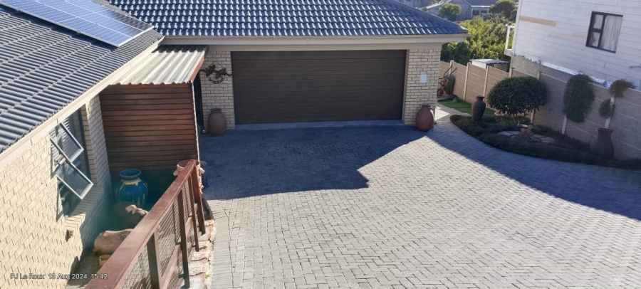 3 Bedroom Property for Sale in Seemeeu Park Western Cape